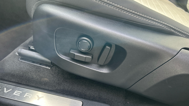 Land Rover Discovery Sport 2.0 D200 Dynamic SE 5dr Auto [7 Seat] Diesel Station Wagon